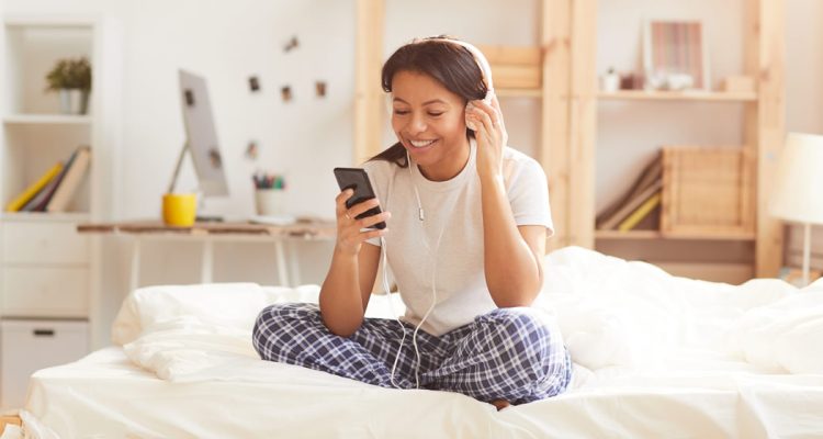 Sleepwear How to Build a Relaxing Evening Routine Sleepwear How to Build a Relaxing Evening Routine